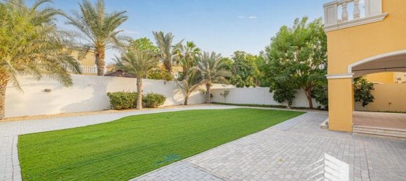 Вилла с 5 спальнями в Jumeirah Park, ОАЭ № 13353 16