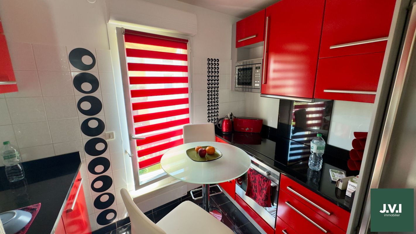 Apartamento T1 em Montmorency, France N.º 182346