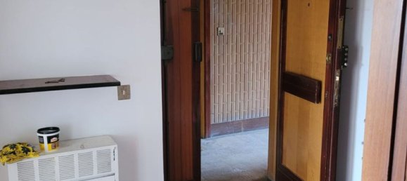 5 rooms Apartment in Perugia, Italy No. 50343 25