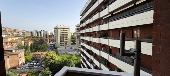 5 rooms Apartment in Perugia, Italy No. 50343 16