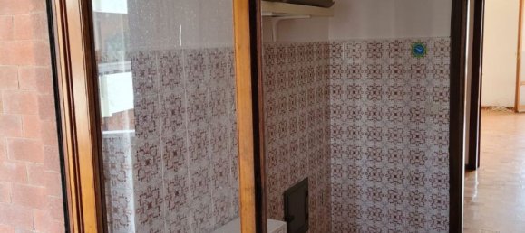 5 rooms Apartment in Perugia, Italy No. 50343 11