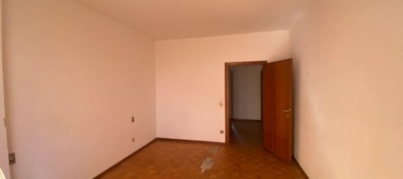 5 rooms Apartment in Perugia, Italy No. 50343 45