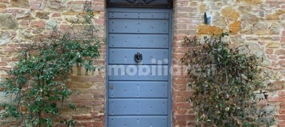 4 bedrooms Apartment in Montaione, Italy No. 35178 5