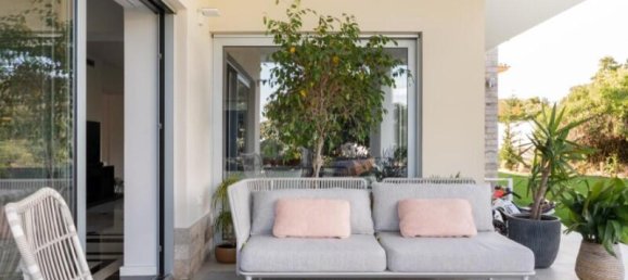 5 bedrooms Villa in Cascais, Portugal No. 354930 13