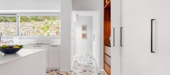 5 bedrooms Villa in Cascais, Portugal No. 354930 8