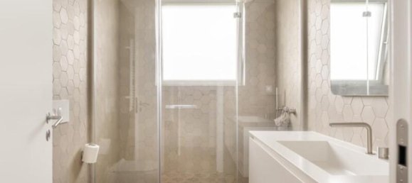 5 bedrooms Villa in Cascais, Portugal No. 354930 23