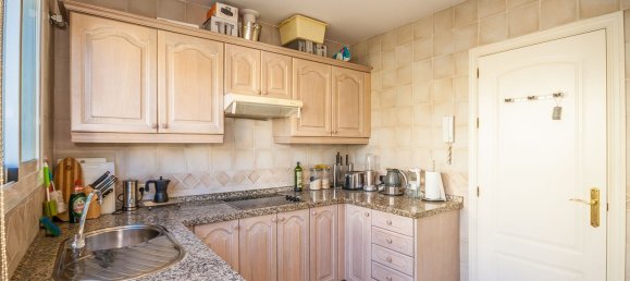 Apartamento de 2 dormitorios en Marbella, Spain No. 146919 2