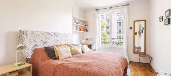4 bedrooms Apartment in Paris, France No. 293276 8