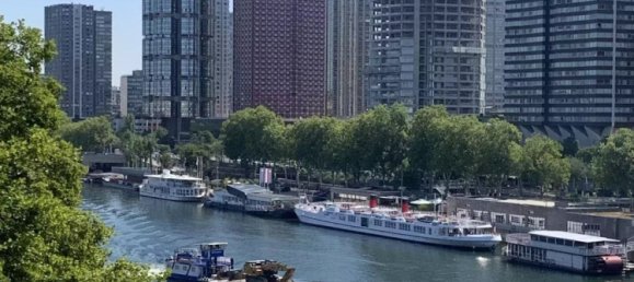 4 bedrooms Apartment in Paris, France No. 293276 12