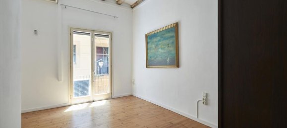 1 bedroom Apartment in Ciutat Vella, Spain No. 137091 4