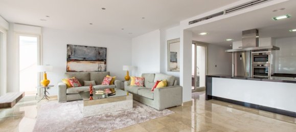 4 bedrooms Villa in Moraira, Spain No. 12121 13