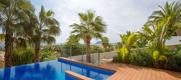 4 bedrooms Villa in Moraira, Spain No. 12121 6
