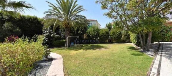 6 bedrooms House in Oroklini, Cyprus No. 10612 14