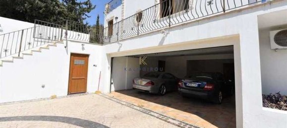 6 bedrooms House in Oroklini, Cyprus No. 10612 15