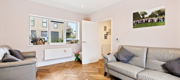 2 bedrooms House in Coulsdon, United Kingdom No. 1064 29