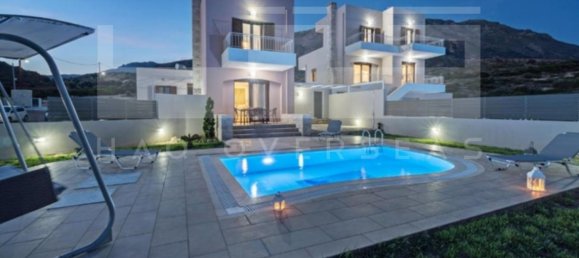 3 bedrooms Villa in Crete, Greece No. 8812 10
