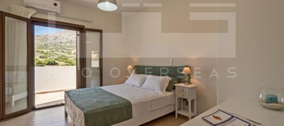 3 bedrooms Villa in Crete, Greece No. 8812 20