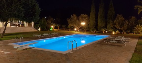 8 غرف نوم فيلا في Central Greece, Greece رقم 1329 4