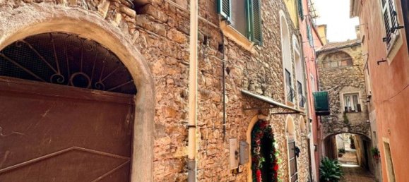 3 rooms Apartment in Pontedassio, Italy No. 39241 3