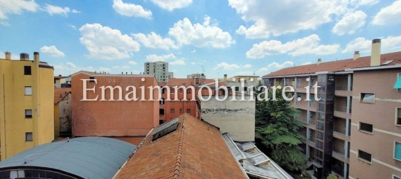 Apartamento de 1 dormitorio en Milan, Italy No. 280241 2