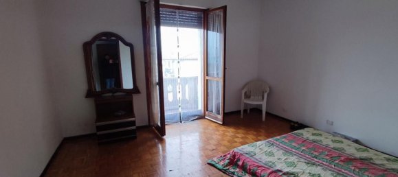 4 rooms Apartment in Gerre de' Caprioli, Italy No. 71737 8