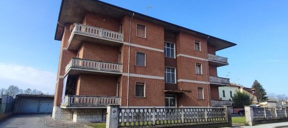 4 rooms Apartment in Gerre de' Caprioli, Italy No. 71737 4