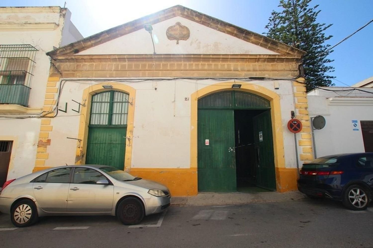 Entrepôt à Jerez de la Frontera, Spain 412m² No. 150198