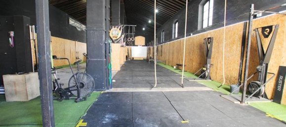 Entrepôt à Jerez de la Frontera, Spain 412m² No. 150198 2