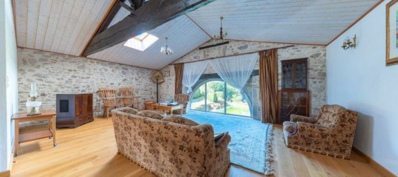 3 bedrooms House in Le Poire-sur-Vie, France No. 363180 6