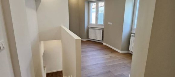 Casa de 1 dormitorio en Trieste, Italy No. 272706 2