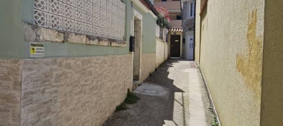 Casa de 1 dormitorio en Trieste, Italy No. 272706 10