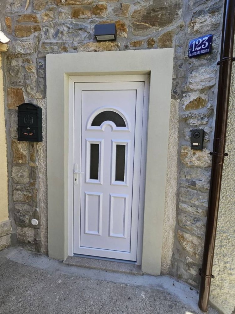 Casa de 1 dormitorio en Trieste, Italy No. 272706