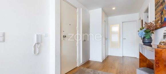 2 bedrooms Apartment in Oeiras, Portugal No. 202693 2