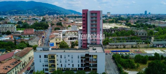 4 rooms Apartment in Brescia, Italy No. 2484 28