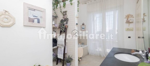 2 bedrooms Apartment in Milan, Italy No. 317737 26