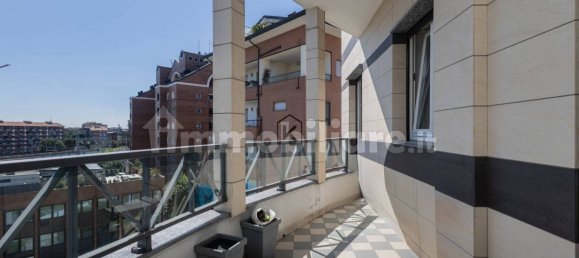 2 bedrooms Apartment in Milan, Italy No. 317737 39