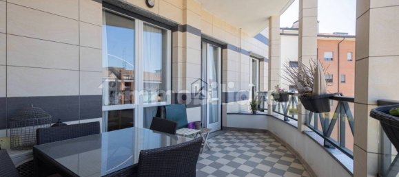 2 bedrooms Apartment in Milan, Italy No. 317737 45