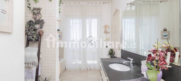 2 bedrooms Apartment in Milan, Italy No. 317737 25