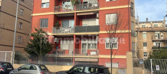 2 Schlafzimmer Wohnung in Rome, Italy, Nr. 28395 3