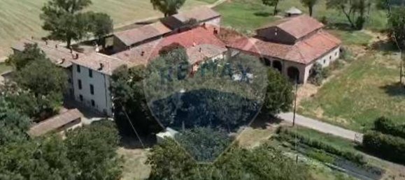 30-Zimmer Haus in Collecchio, Italy, Nr. 19668 3