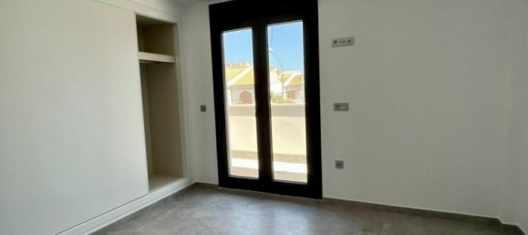 3 bedrooms Townhouse in Santiago de la Ribera, Spain No. 9487 9