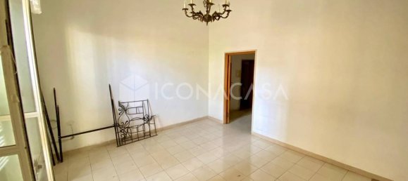 4 rooms House in Bitonto, Italy No. 20752 13