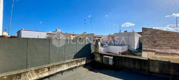 4 rooms House in Bitonto, Italy No. 20752 15