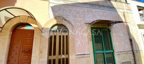 4 rooms House in Bitonto, Italy No. 20752 19