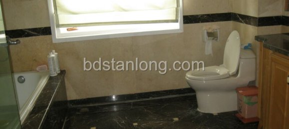 Villa de 5 dormitorios en Tay Ho, Vietnam No. 6361 9