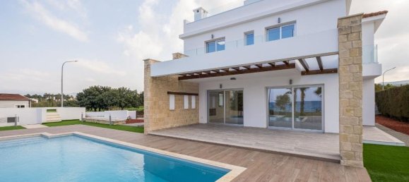 3 bedrooms Villa in Paphos, Cyprus No. 22131 22