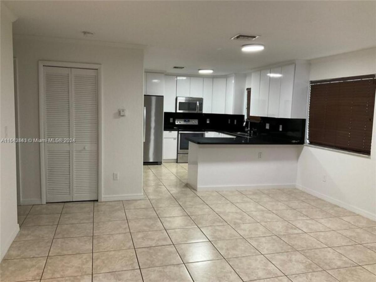 7 bedrooms House in Miami, USA No. 344469