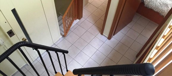 6 bedrooms Property in Pylaia, Greece No. 7251 3