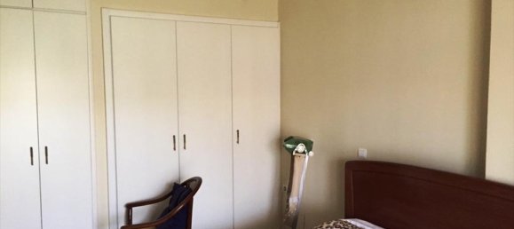 6 bedrooms Property in Pylaia, Greece No. 7251 2