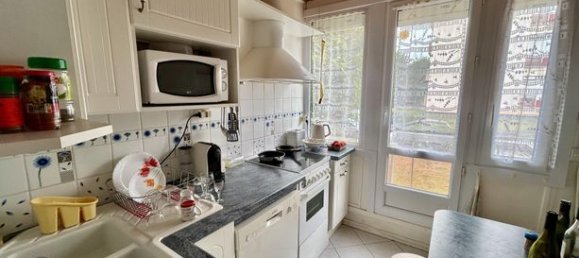 2 bedrooms Apartment in Saint-Aubin-les-Elbeuf, France No. 360265 4